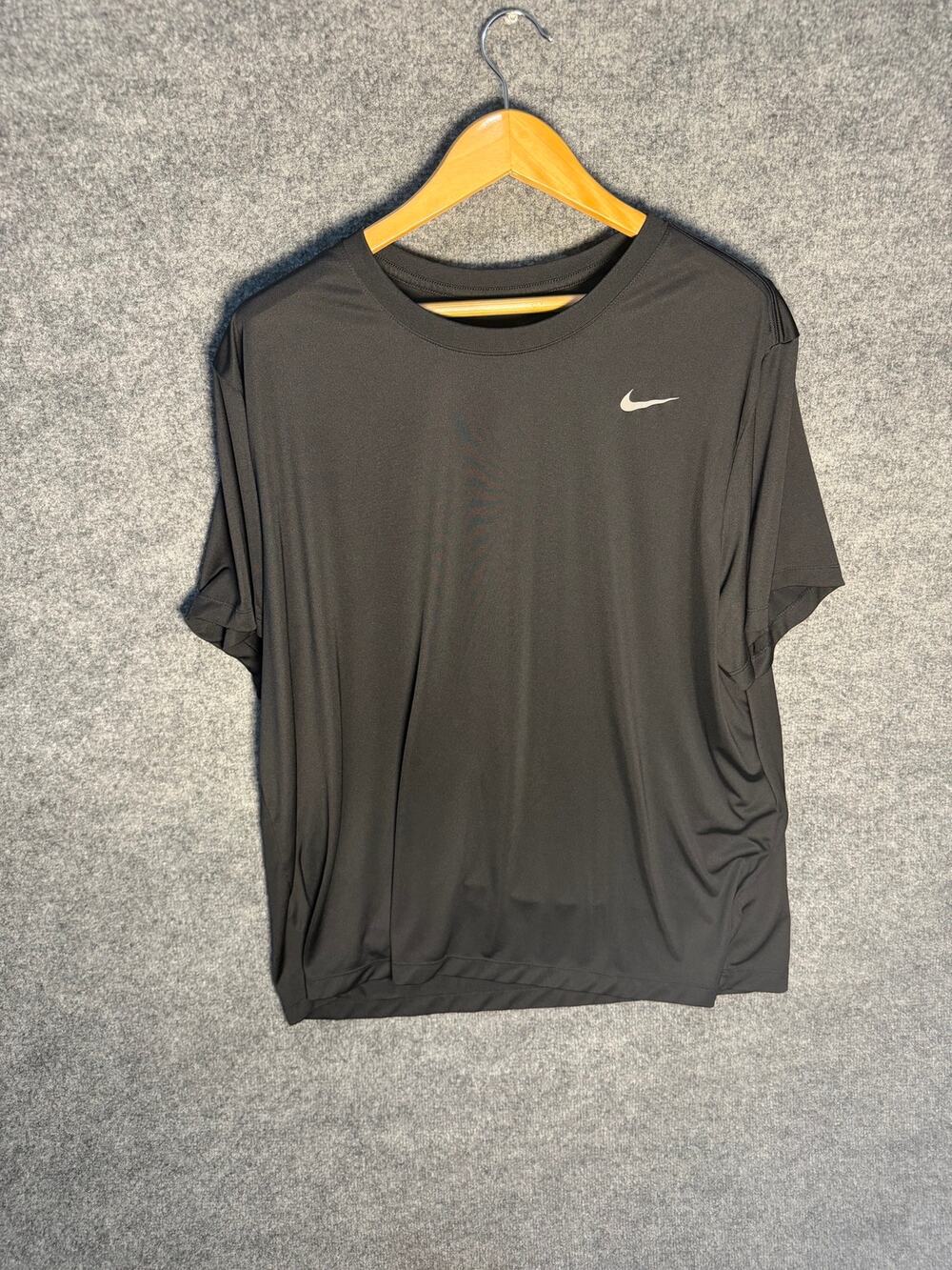 Nike Dri-FIT The Nike Tee Black Athletic T-Shirt Men’s 4XL XXXXL Training